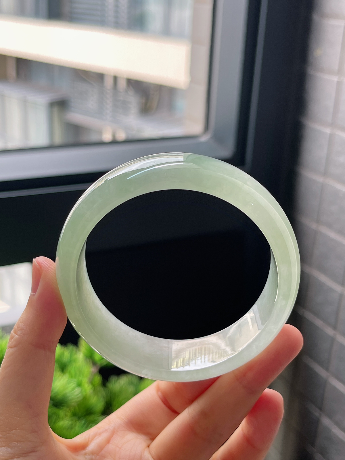 圈口60.3，冰糯种宽版翡翠手镯