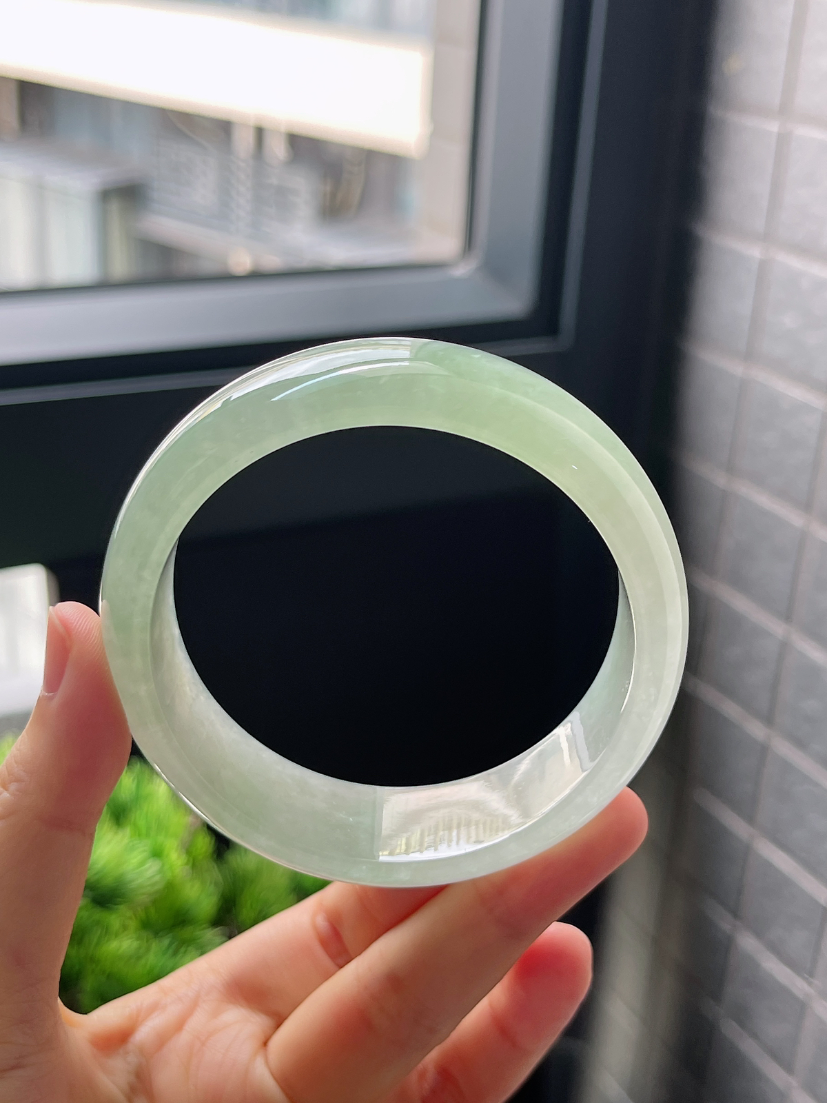 圈口60.3，冰糯种宽版翡翠手镯
