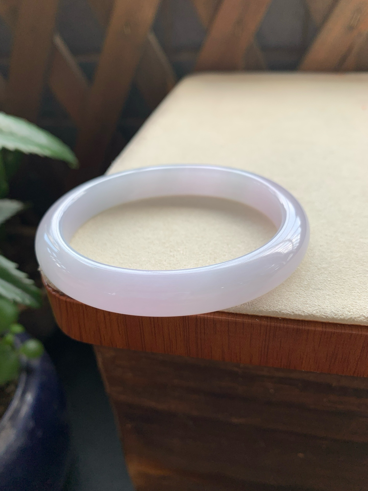 54.5圈口紫罗兰贵妃手镯