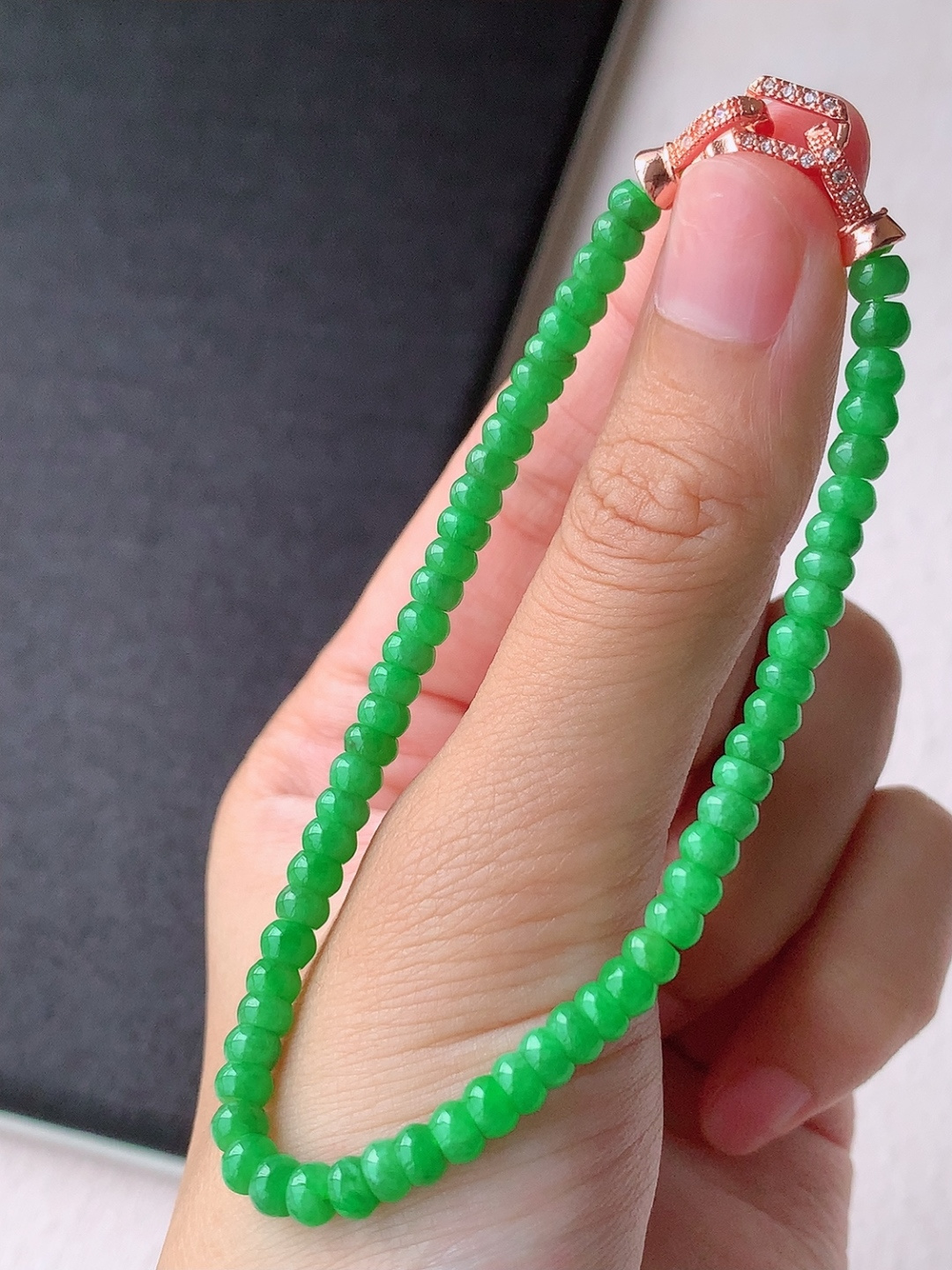冰阳绿算盘珠手串 色阳色艳 底子细腻水润 佩戴优雅精致，4.2-2.9