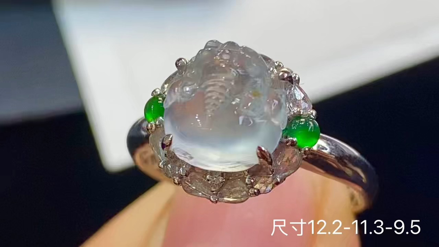 18k金+钻玻璃种貔貅戒指，无裂，12.2-11.3-9.5