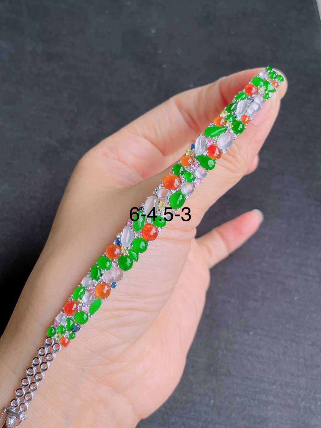 ️高冰绿蛋面手链，晶莹剔透，新颖时尚，6-4.5-3