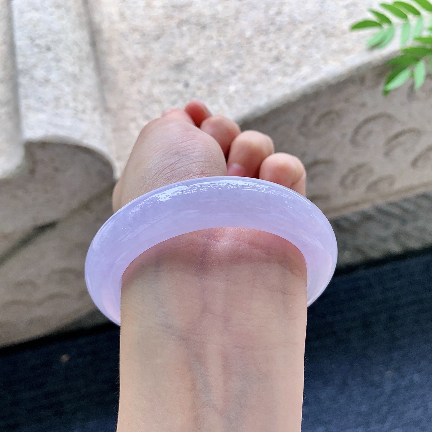 正圈，糯冰艳紫，水润，种老，细腻，打灯有棉线