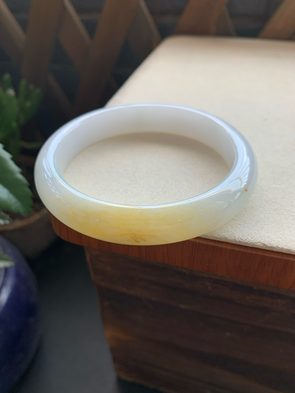 59.5圈口黄翡正圈手镯
