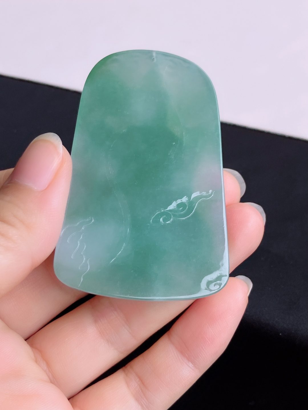 底色虚空藏菩萨，晶莹剔透，尺寸66.5/41.6/5.6/自然光实拍