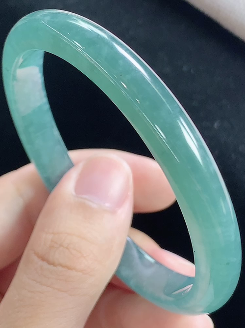 蓝水正圈手镯，无裂，内径尺寸58-8.6-6.3mm，Q10hwa
