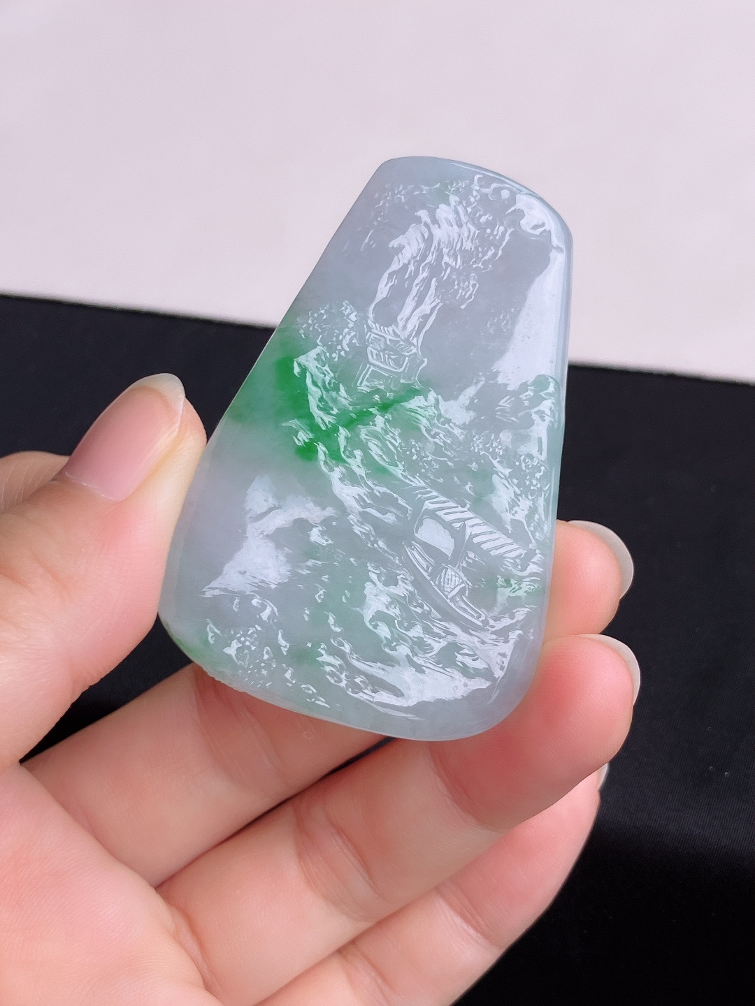 冰飘绿花山水牌，意境美，尺寸61/40.6/5.6/自然光实拍