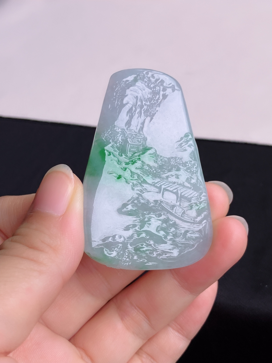 冰飘绿花山水牌，意境美，尺寸61/40.6/5.6/自然光实拍