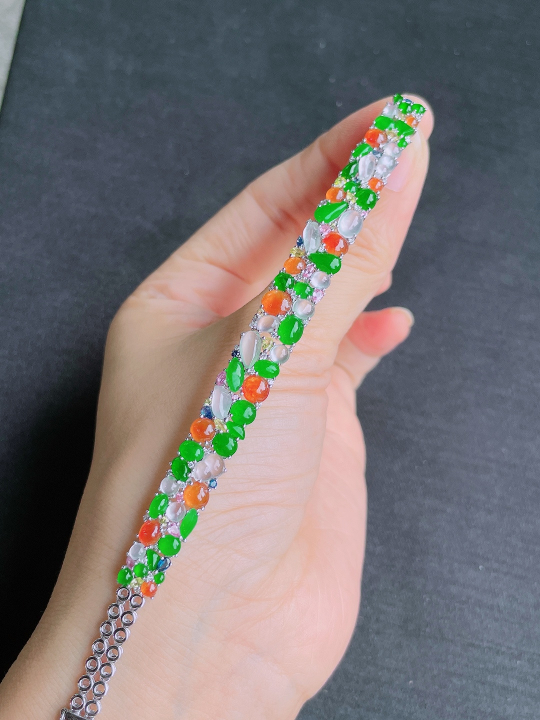 ️高冰绿蛋面手链，晶莹剔透，新颖时尚，6-4.5-3