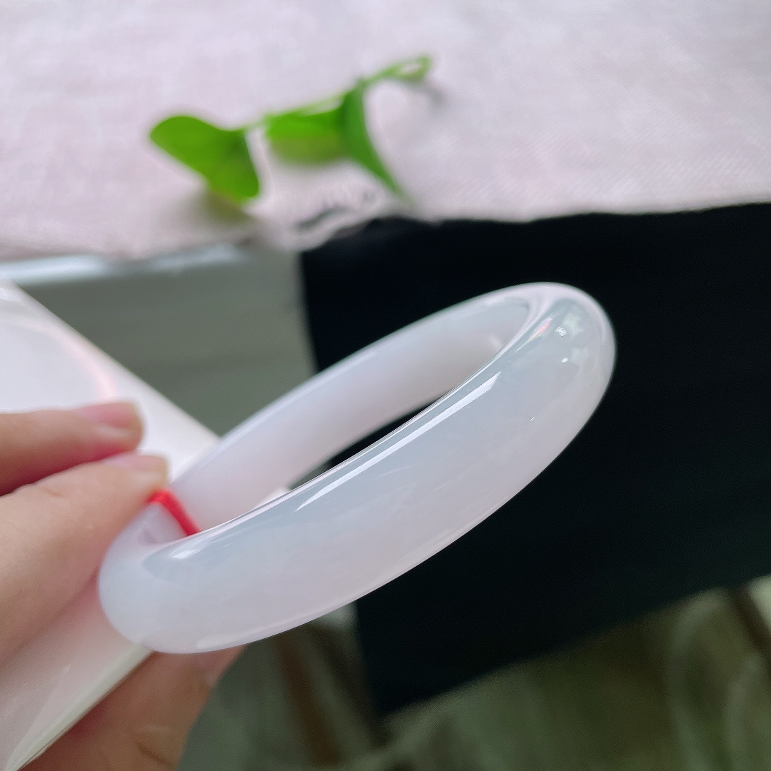 56.8/12.1/8.9，淡紫底正圈，皮纹，种质温润柔和，光泽内敛，风格温婉内敛。ss55896a