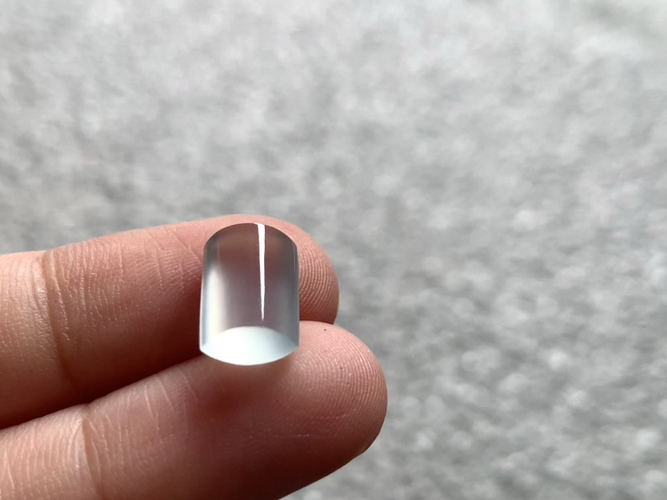 冰马鞍 尺寸：9.8×7.1×4.8