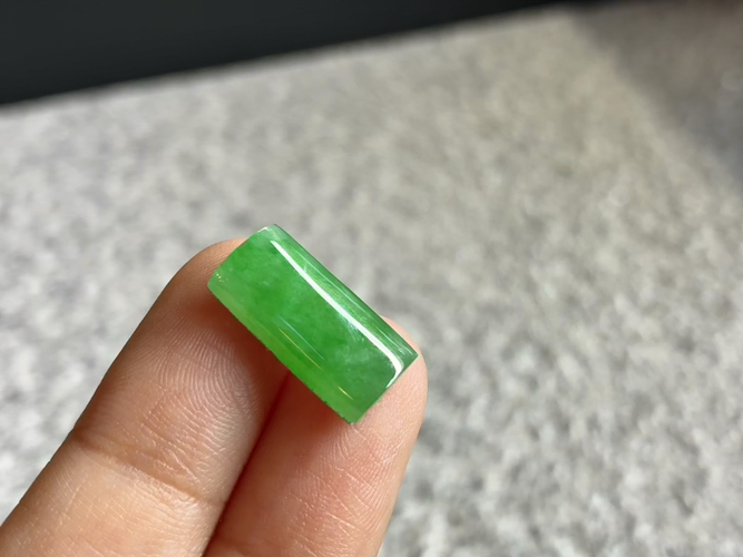 ️ 【绿马鞍】 尺寸：15.9×8.2×3.9