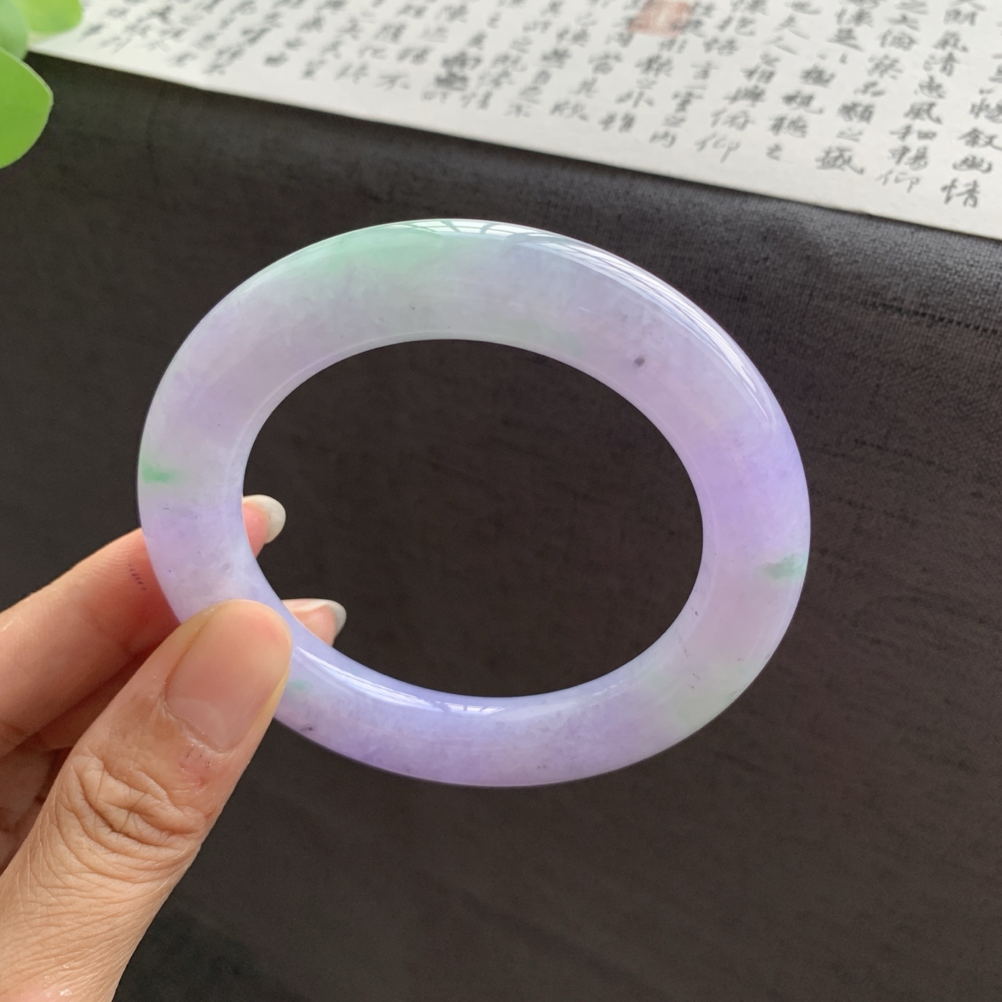 071020LJ 春彩圆条翡翠手镯 56.3-11.5-12.1
