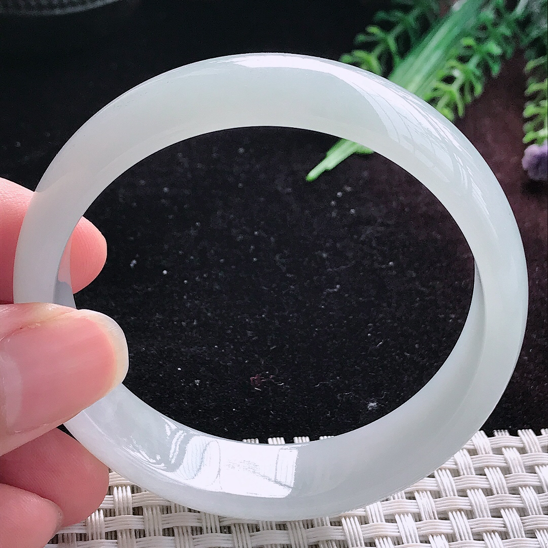 自然光56.5/15/6.5老坑秀气冰润白月光手镯平安镯翡翠轮胎镯