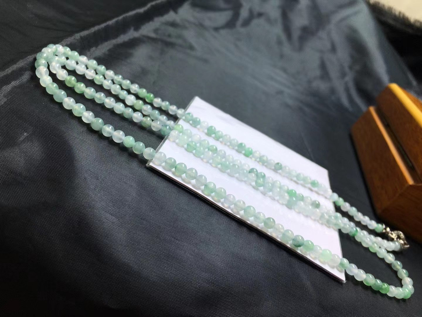 ️ 冰种飘花珠链，卡4.1mm，178颗，种好，玉质细腻，均匀，实物更美