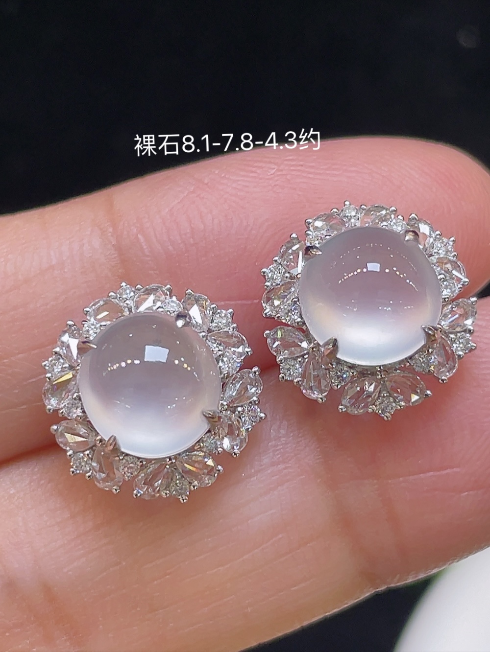 ️【高冰，耳钉】大件饱满，通透水润，玉质细腻，翠色鲜艳，18k金奢华钻石镶嵌️，8.1-7.8-