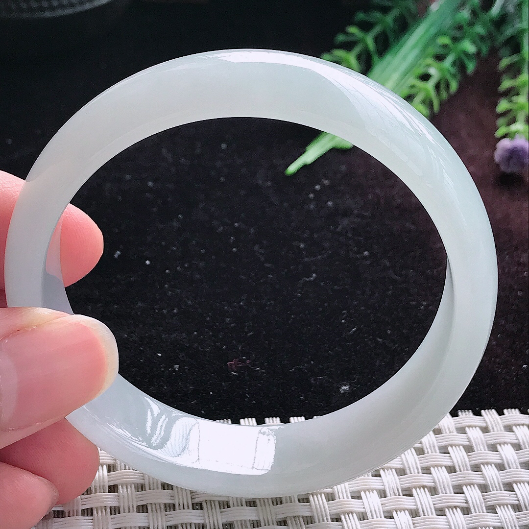 自然光56.5/15/6.5老坑秀气冰润白月光手镯平安镯翡翠轮胎镯