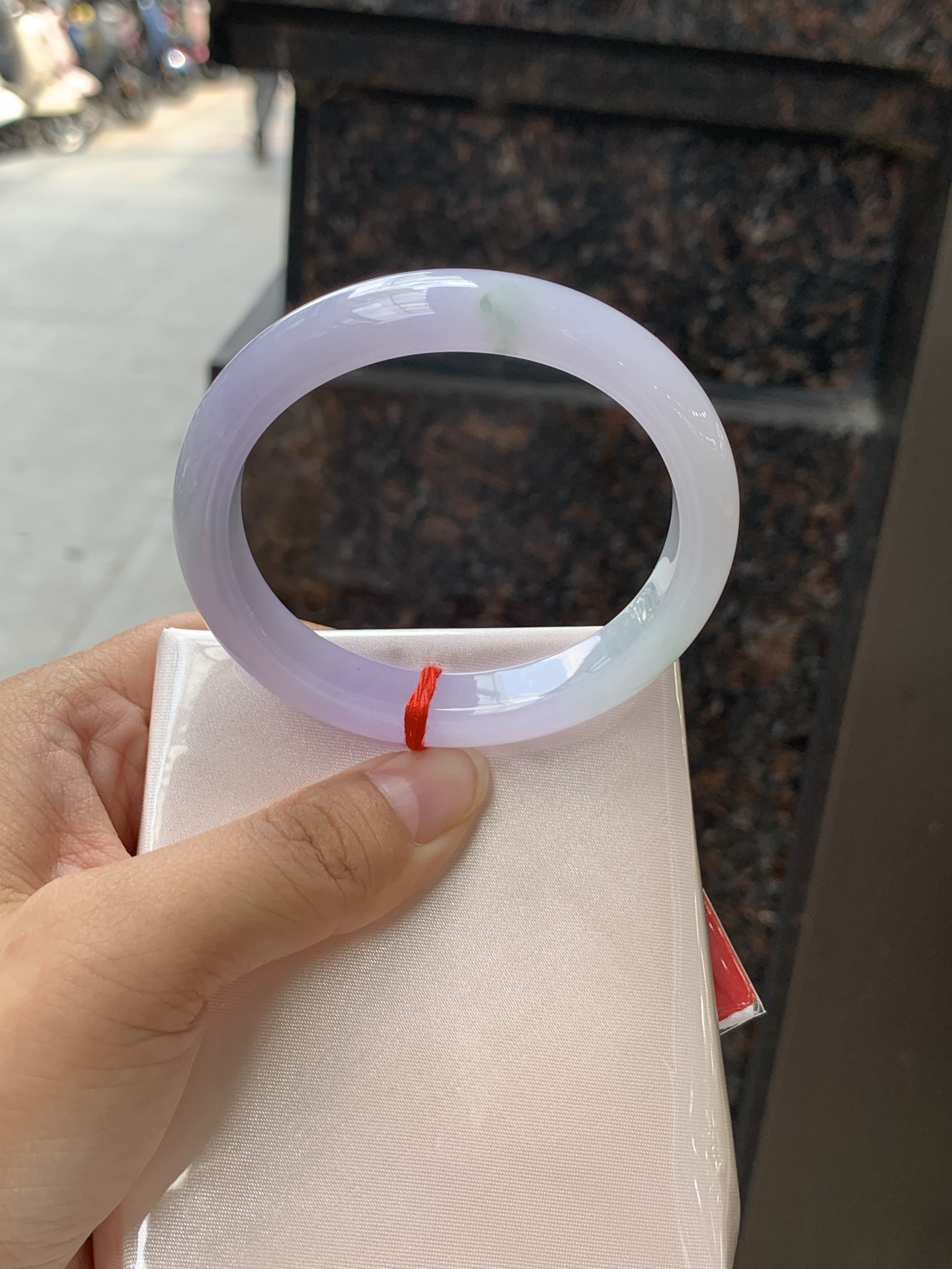 春彩贵妃 55.8-49-12-7.8 0711-N1196 打灯纹裂，底妆细腻水润，适合所有女生戴的一支春彩，温柔仙气，高贵与优雅的象征