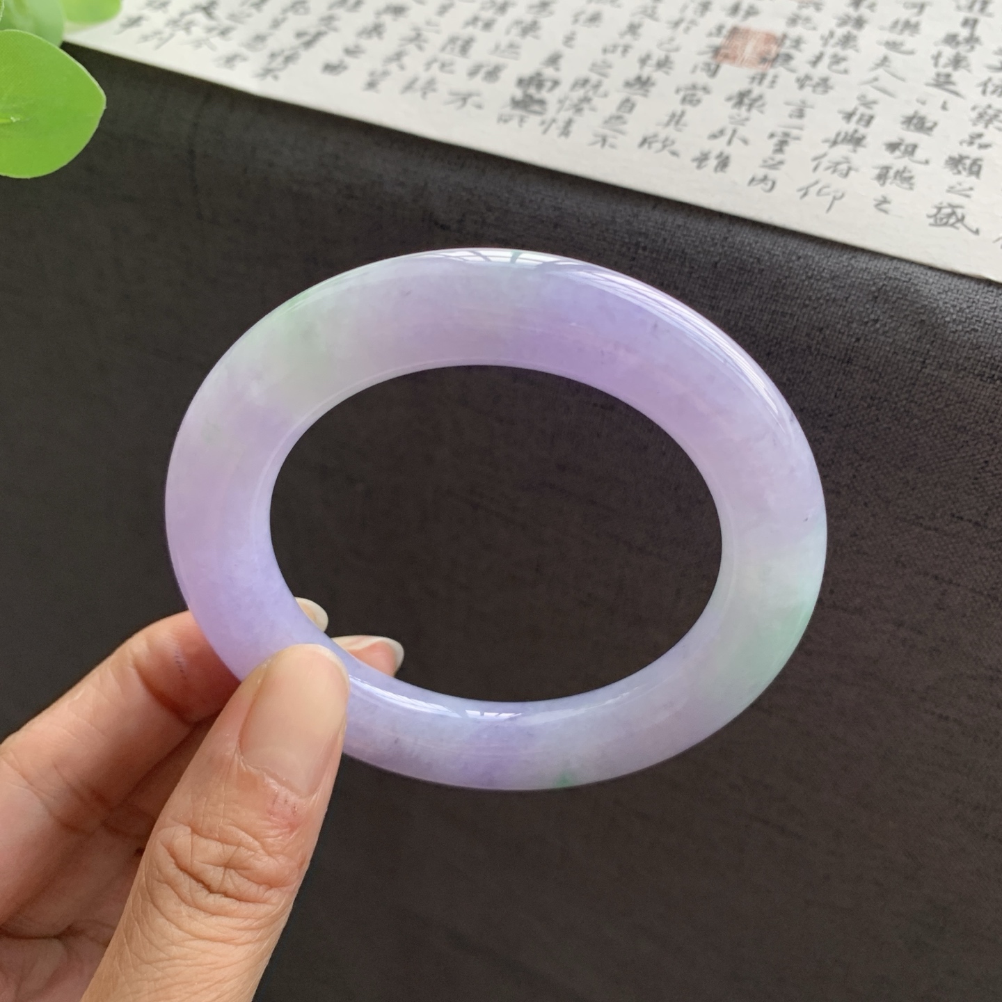 071020LJ 春彩圆条翡翠手镯 56.3-11.5-12.1