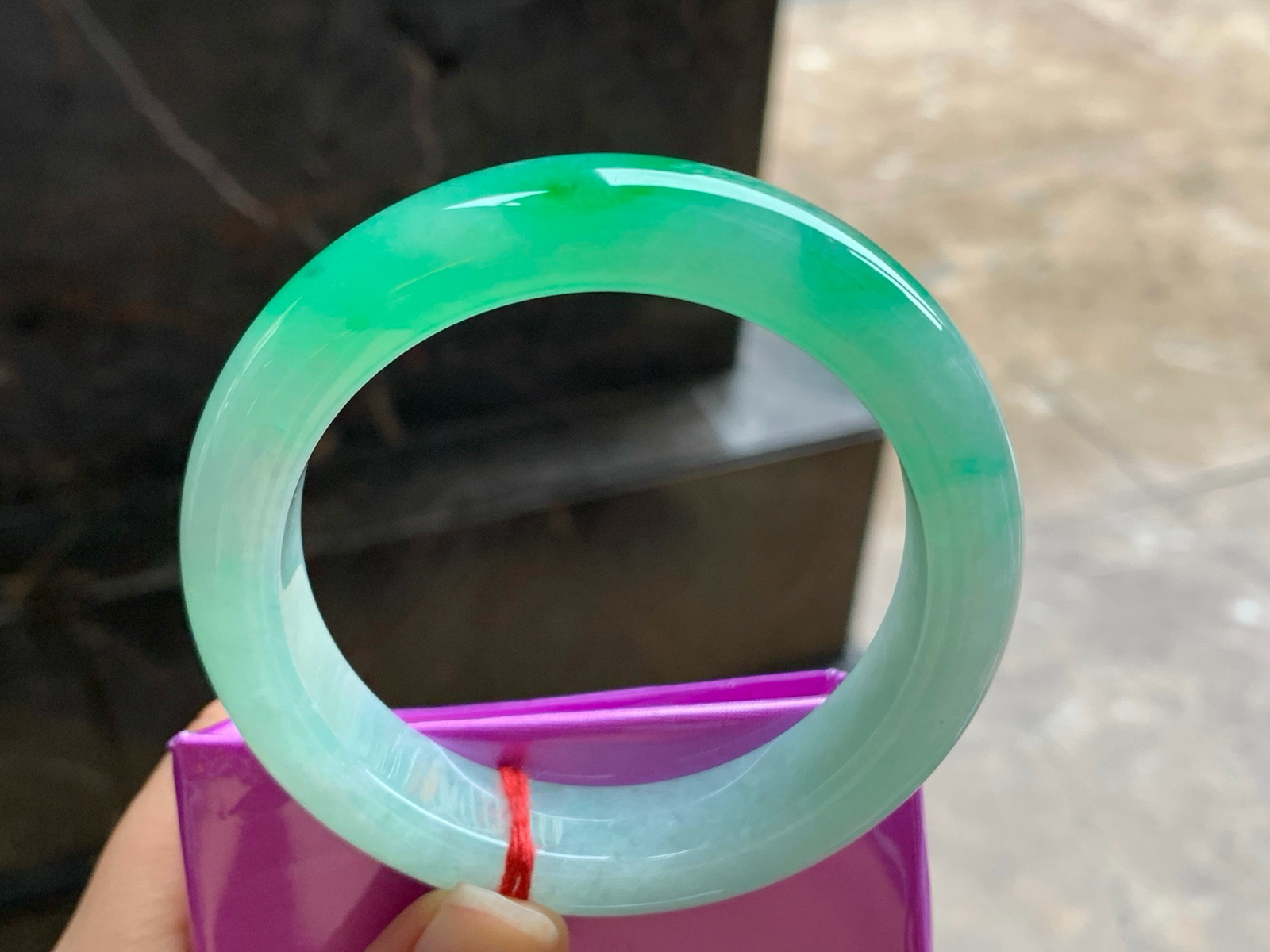 55.5-11.9-8.5
阳绿色手镯^_^色阳 清新