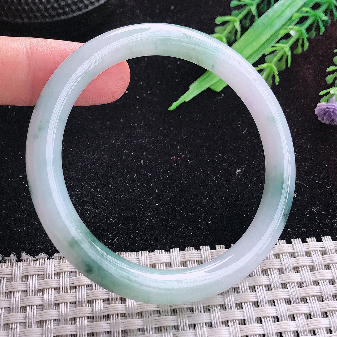 自然光55/8.2老坑冰润起胶飘花圆条手镯平安镯翡翠美人镯