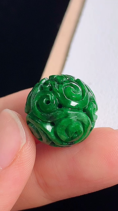 ️满绿圆珠，尺寸:15.9-15.9mm 6