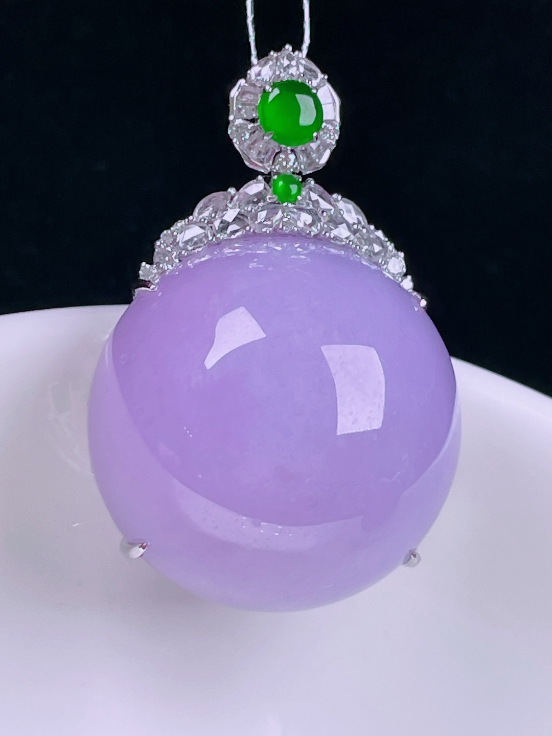 ️鸽子蛋，老种起光，细底通透，尺寸：35/23.5/15裸石23.6/23.5/13.6mm071