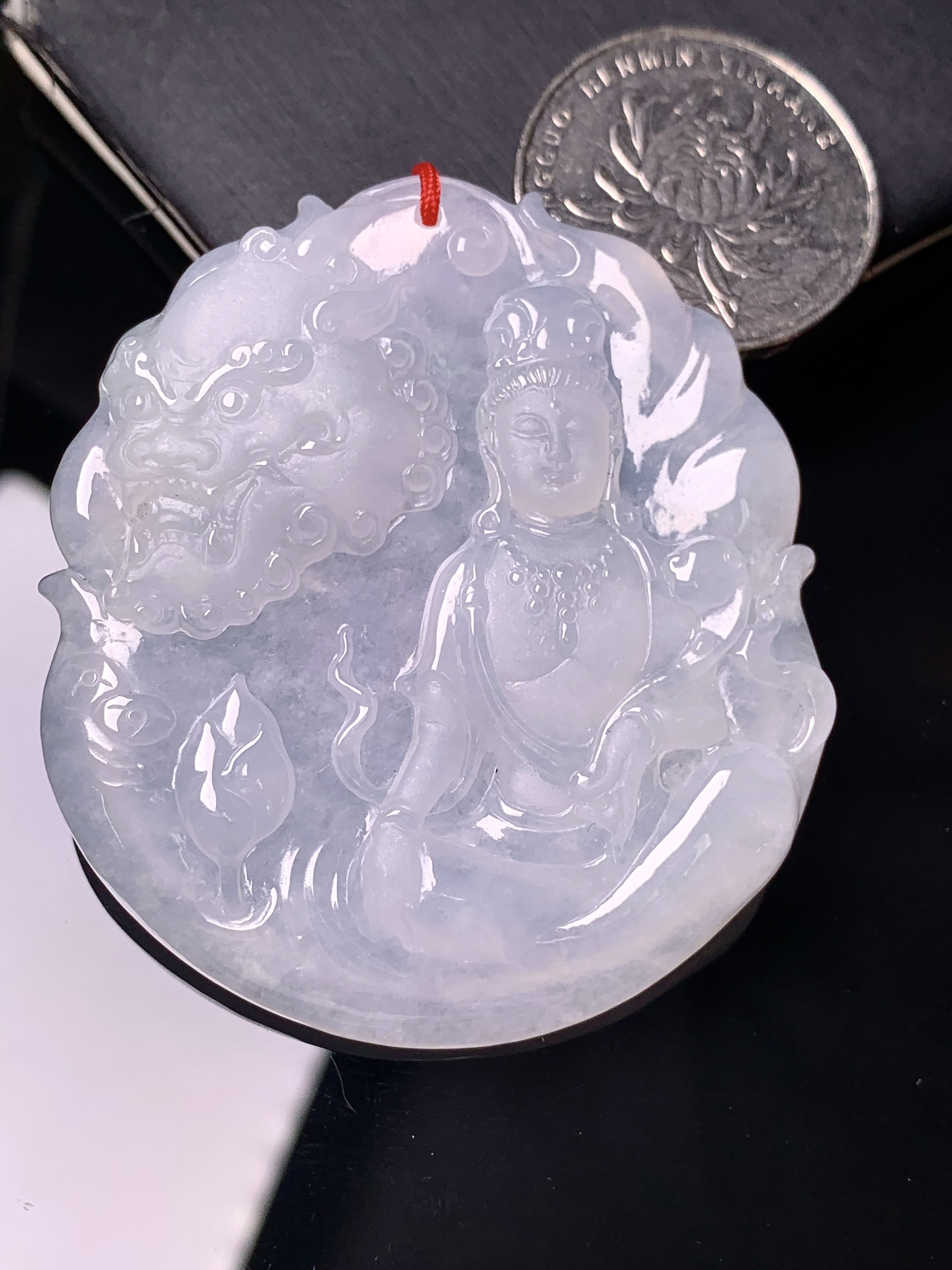 冰种文殊菩萨观音吊坠 玉质细腻 色泽艳丽清新 整体尺寸51.8*46.5*6 b2