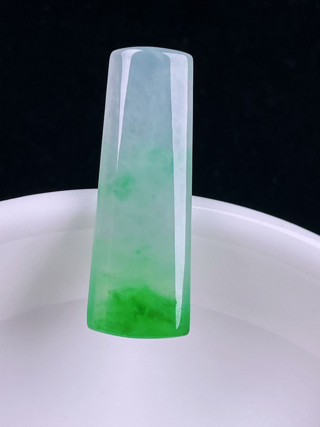 ️冰绿无事牌，老种起光，细底通透，尺寸：31/11/3.8mm0712