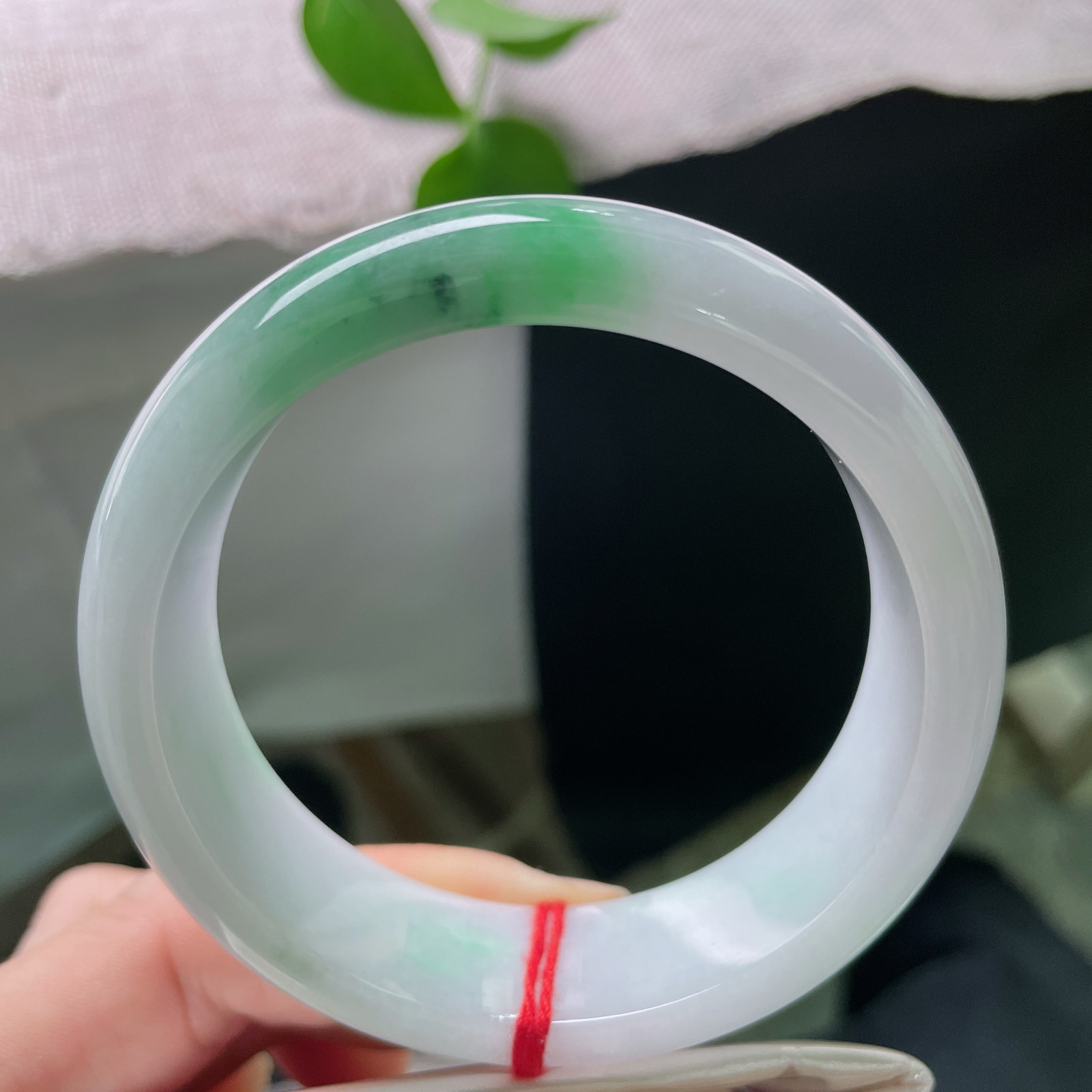 58.6/17.4/8.5飘绿正圈，宽版，一抹翠色，悠悠的云里有淡淡的诗，贵气，完美，ss55467