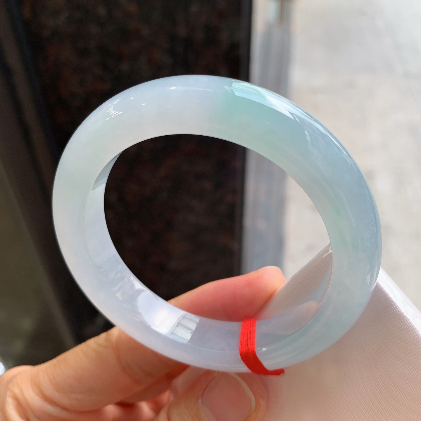 正圈冰飘绿 微细纹 尺寸：53.8/11.8/9.3 版型好