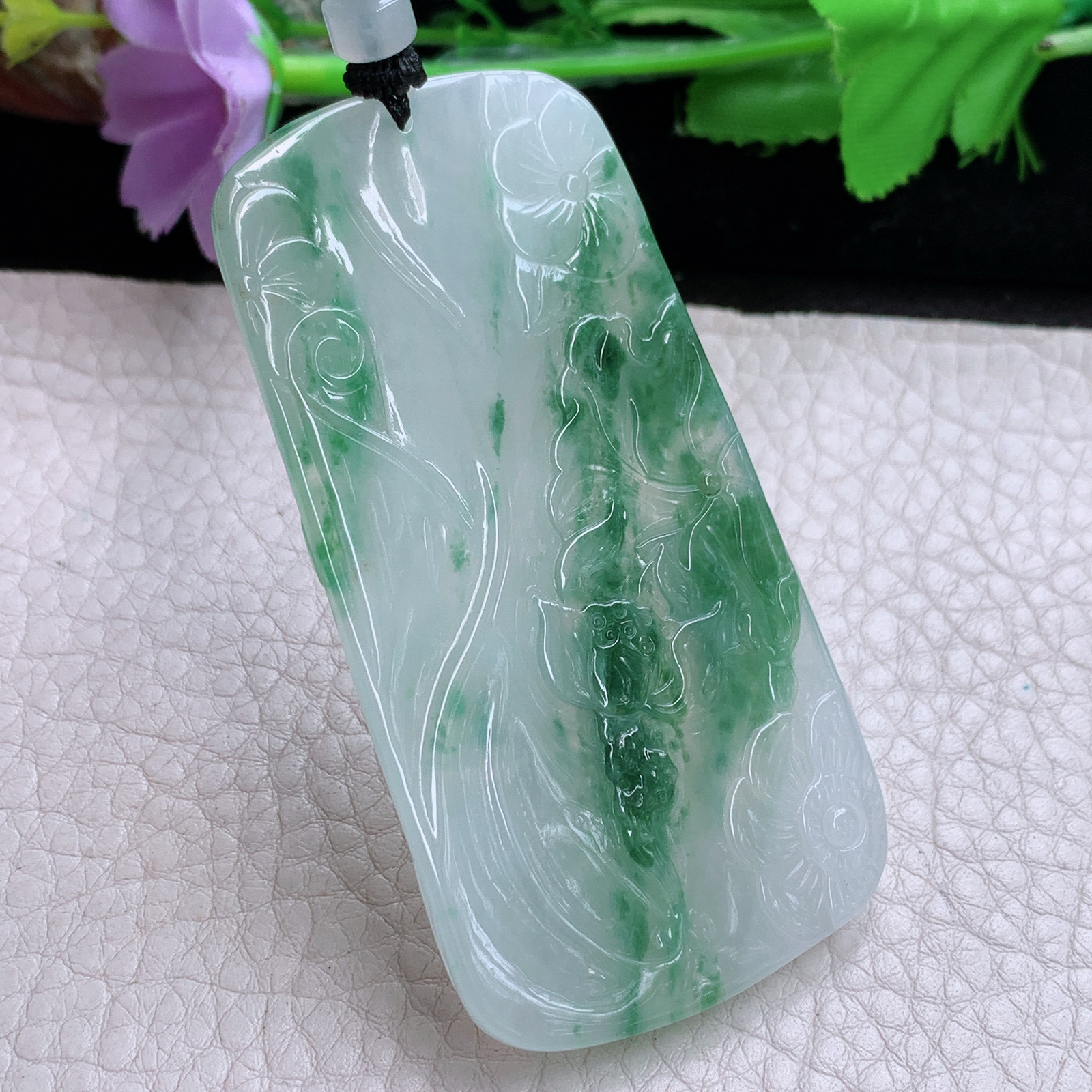 qxm实拍72.3*37.7*5.8缅甸翡翠精雕冰飘花普贤菩萨 生肖守护神玉吊坠