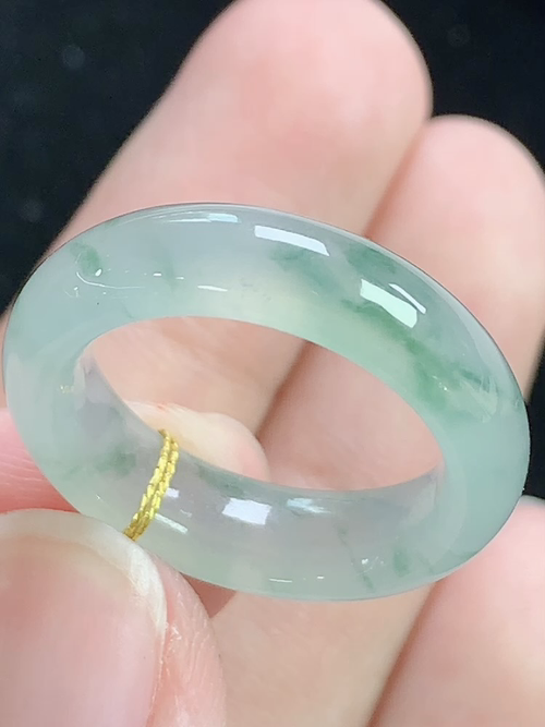 冰飘花戒指，无裂，尺寸17.7*5.9*3.8mm，14号手寸，Q12lyg