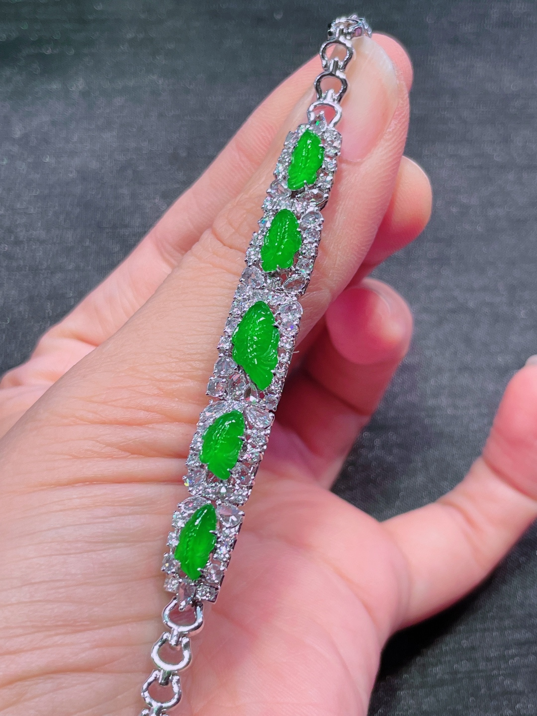 ️冰种绿金鱼手链，晶莹剔透，新颖时尚，2-6-3