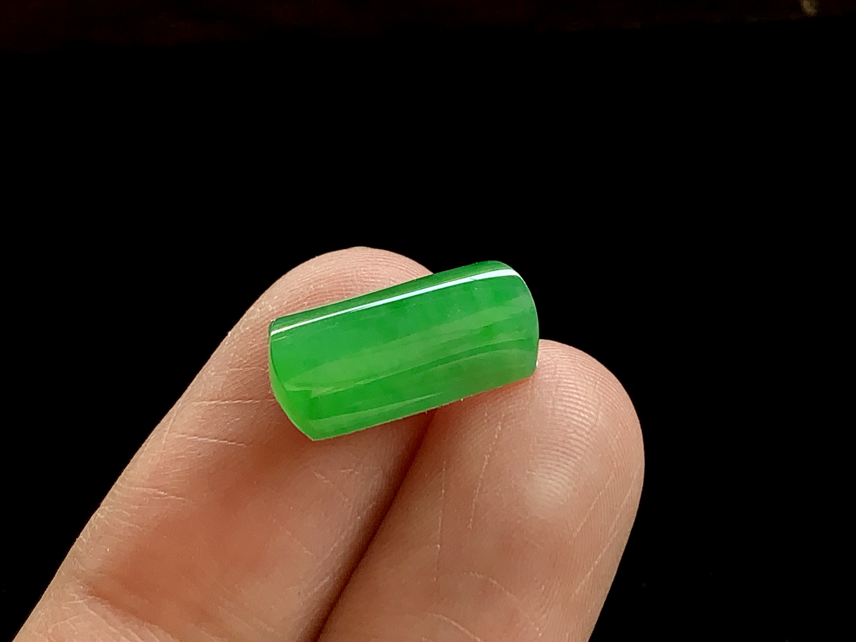 冰绿马鞍 尺寸：15.3×7.8×3.4