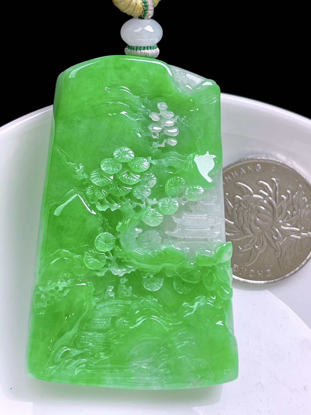 ️ 山水牌 色泽鲜艳，种老水润 尺寸：55.6/36/8.5