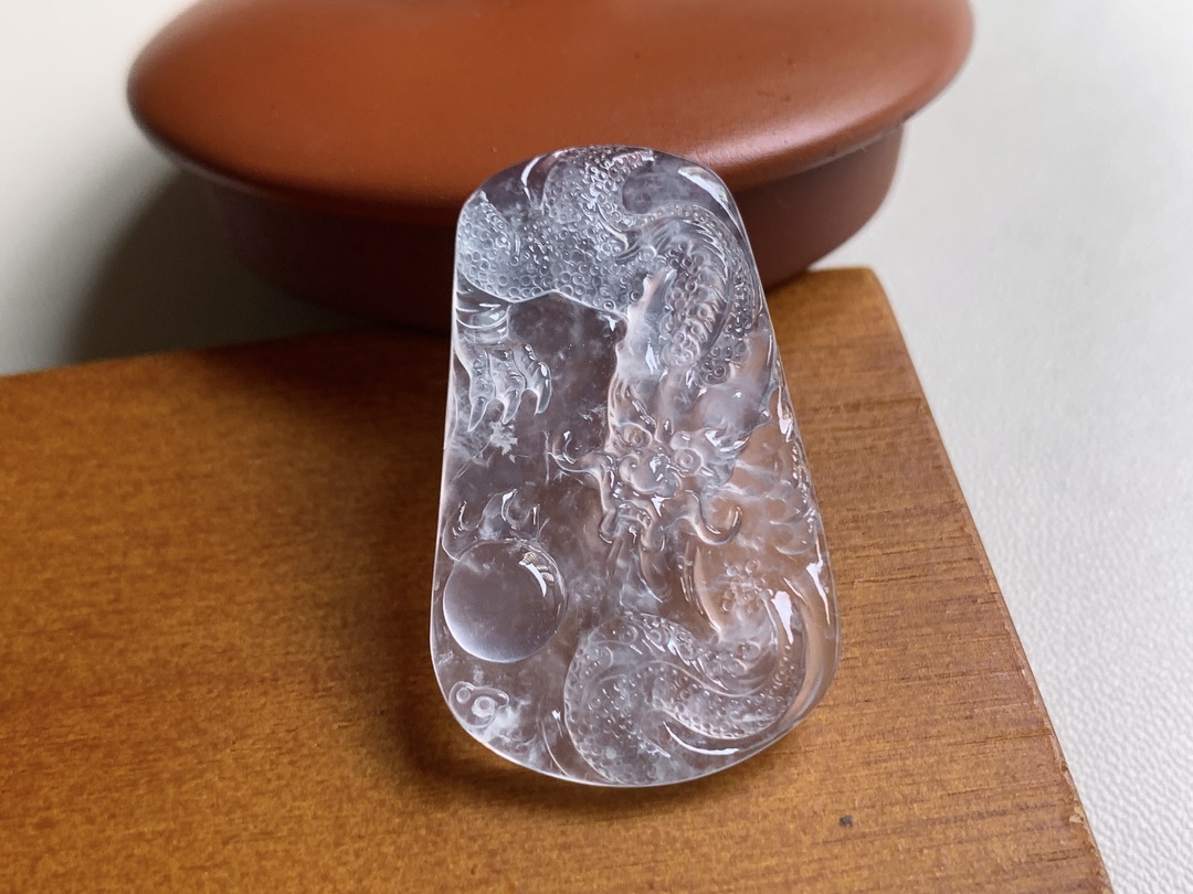 ️ 玻璃种龙牌 底子水润冰透，工艺精湛栩栩如生，尺寸33.3*20.5*3.8