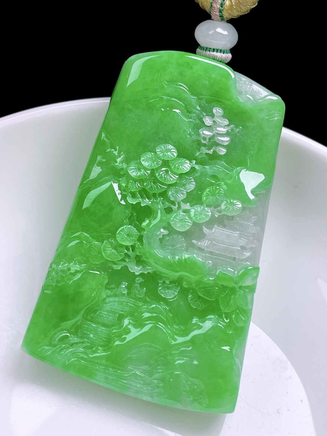 ️ 山水牌 色泽鲜艳，种老水润 尺寸：55.6/36/8.5