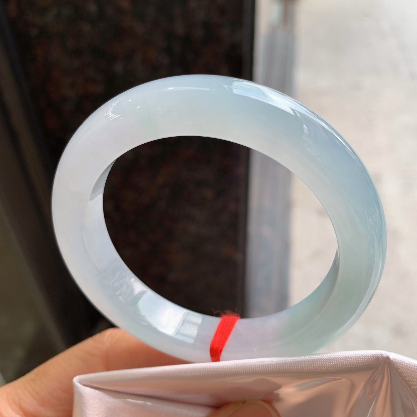 正圈冰飘绿 微细纹 尺寸：53.8/11.8/9.3 版型好