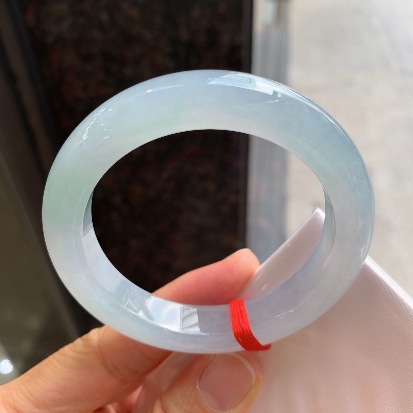正圈冰飘绿 微细纹 尺寸：53.8/11.8/9.3 版型好