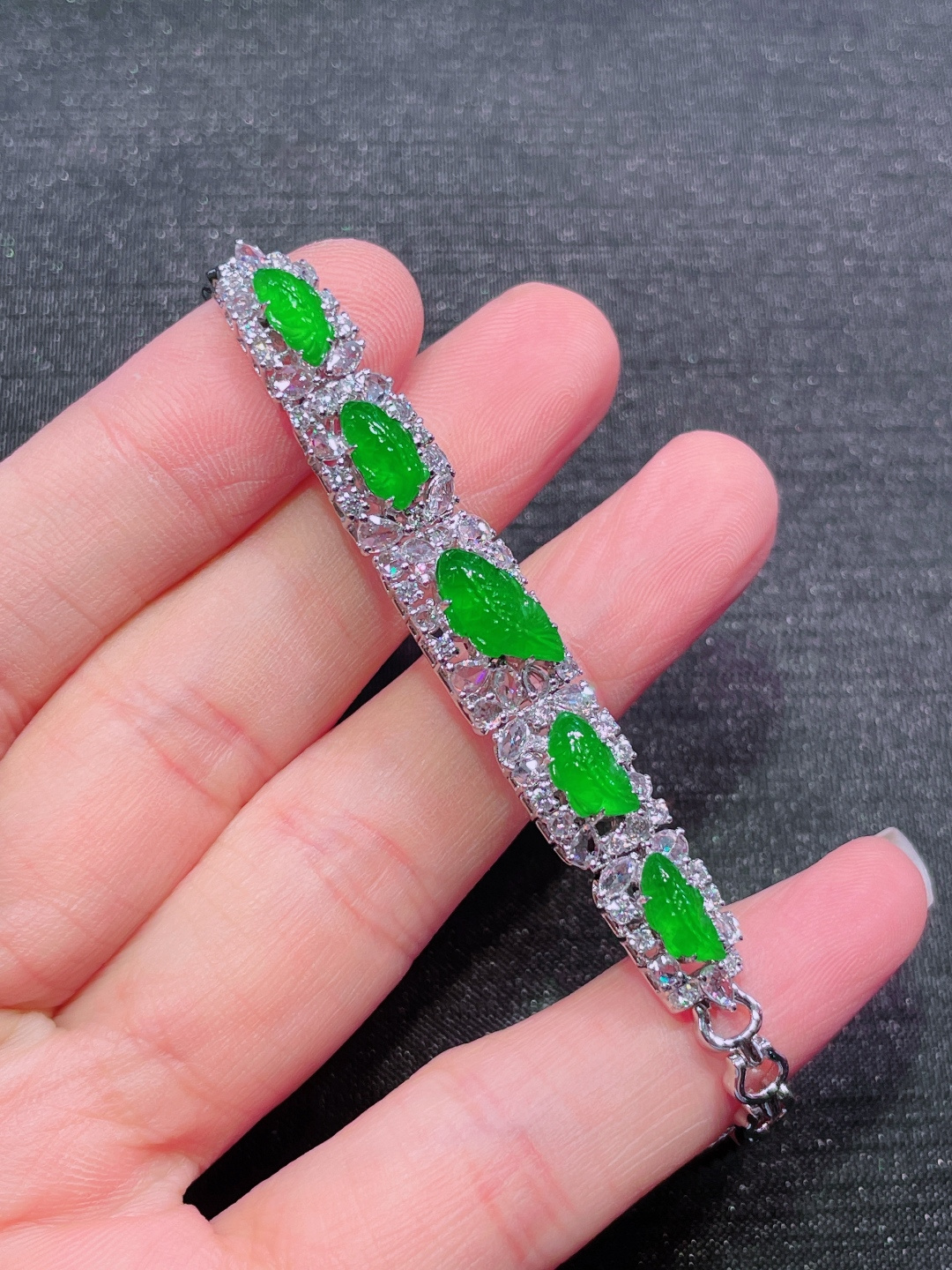 ️冰种绿金鱼手链，晶莹剔透，新颖时尚，2-6-3