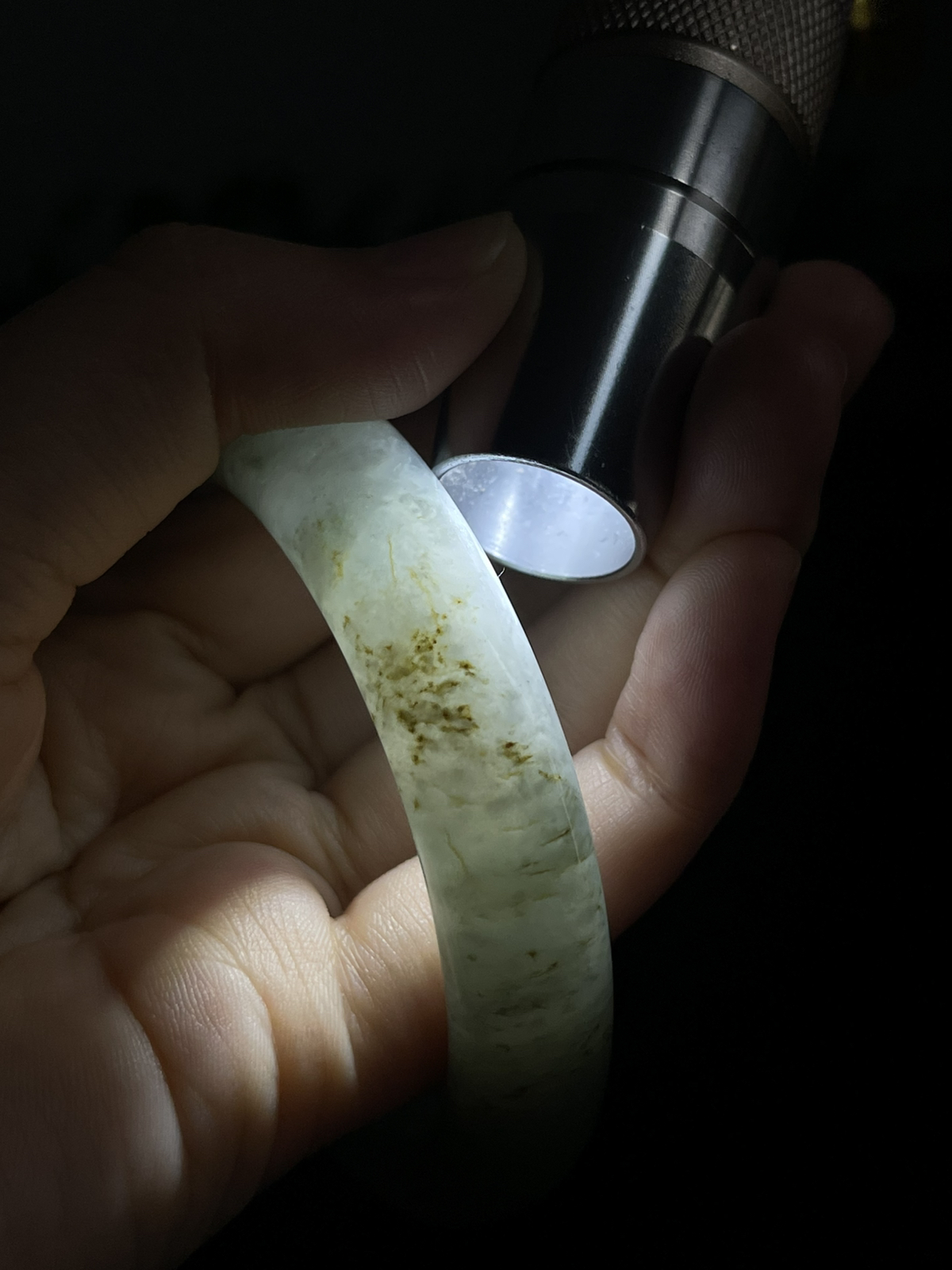 圆镯53.8圈口，翡翠手镯