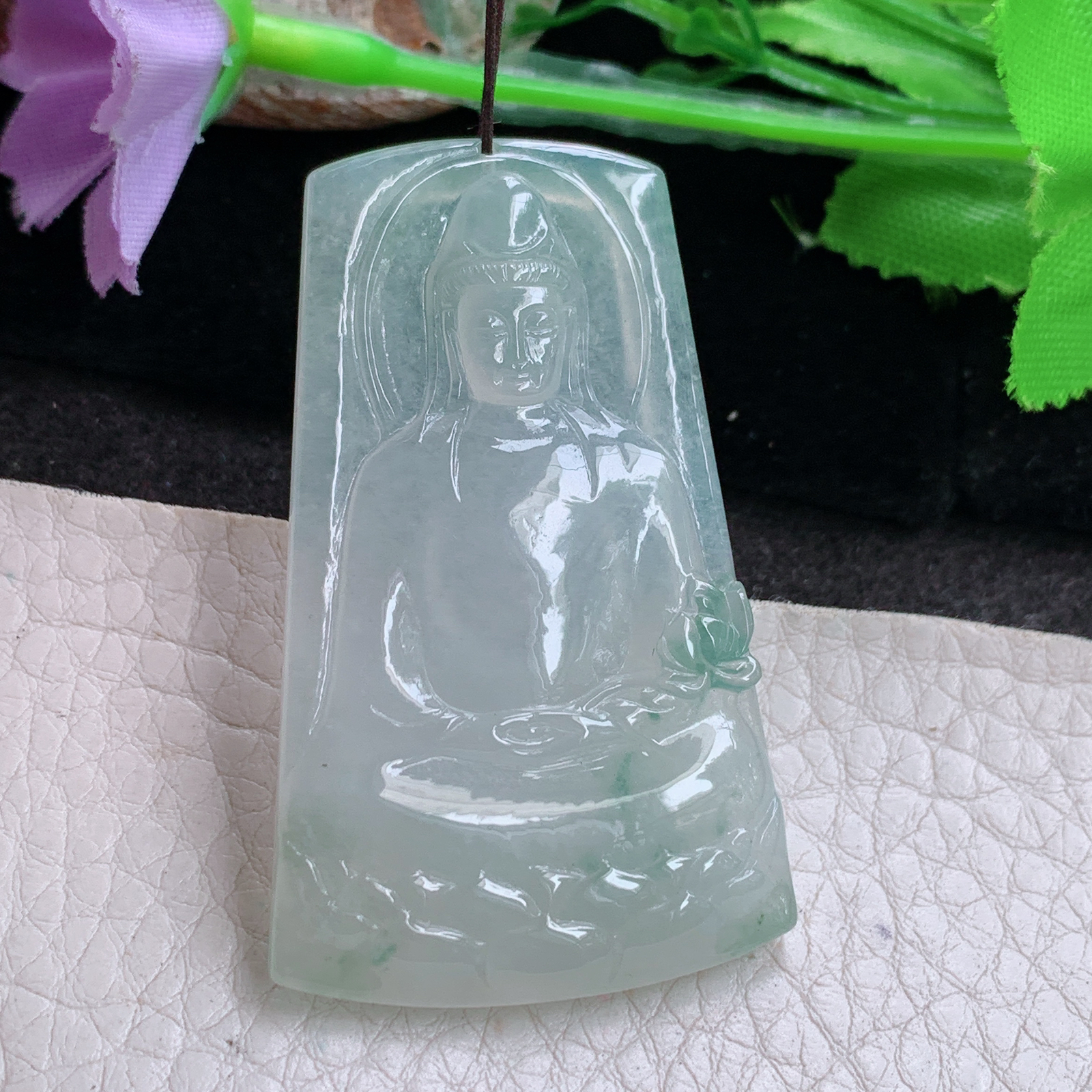 lz实拍50.6*30.5*5缅甸翡翠精雕冰飘花持莲观音 玉观音玉吊坠