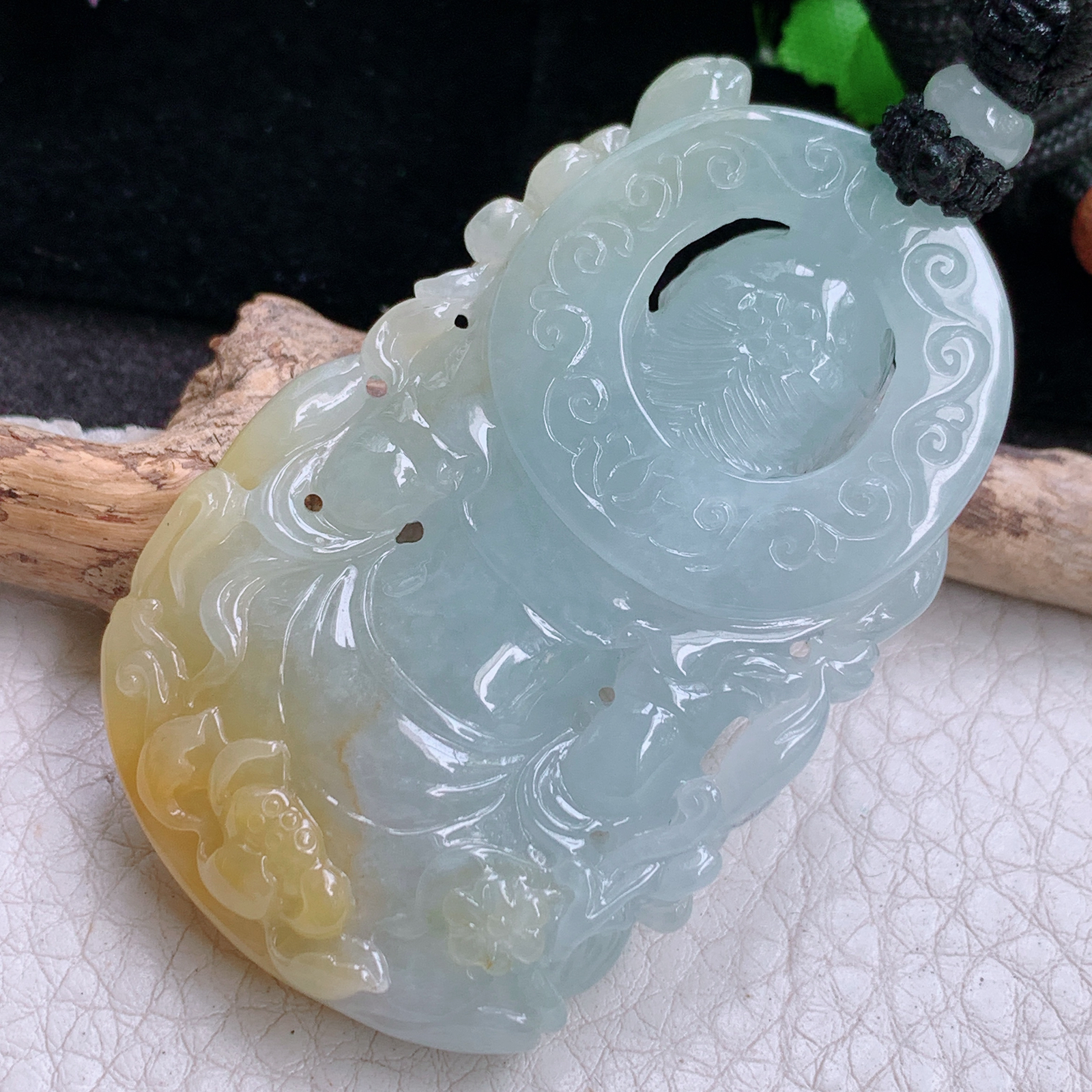 yl实拍59*38.2*12.8缅甸翡翠精雕冰双彩度母 玉观音玉吊坠