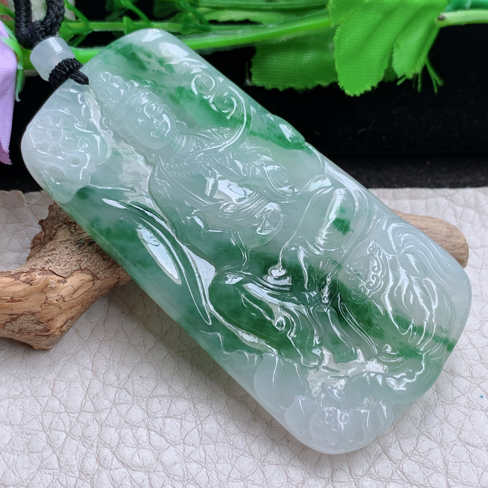 qxm实拍72.3*37.7*5.8缅甸翡翠精雕冰飘花普贤菩萨 生肖守护神玉吊坠