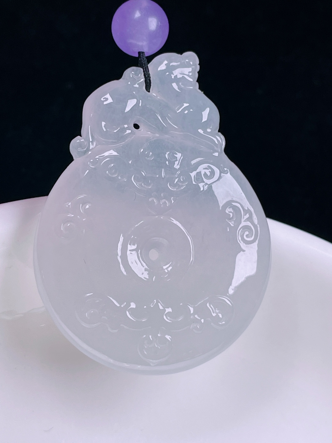 白冰平安扣，老种起光，细底通透，尺寸：36/27/6.4mm0712