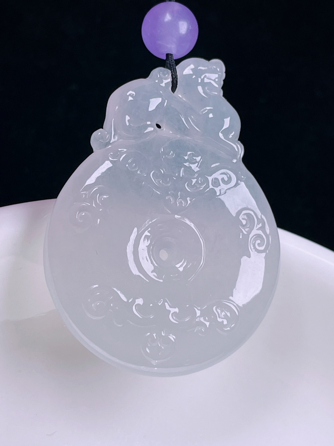 白冰平安扣，老种起光，细底通透，尺寸：36/27/6.4mm0712