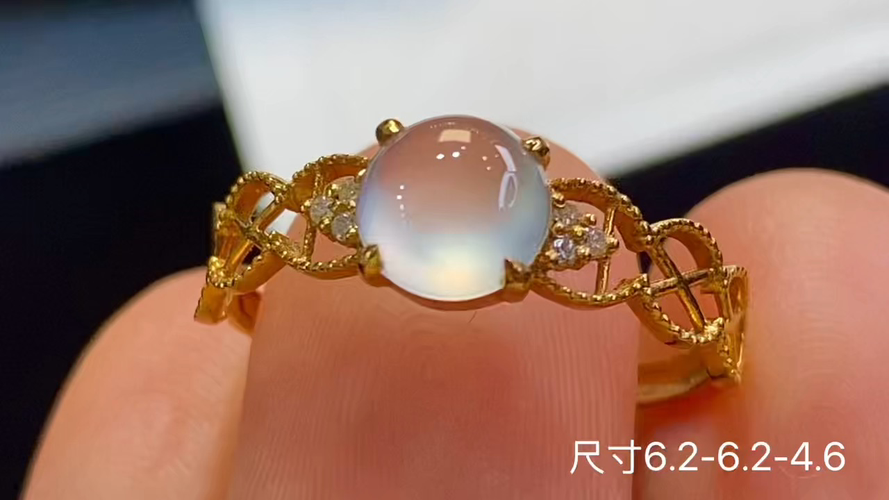 18k金+钻玻璃种蛋面戒指，无裂，6.2-6.2-4.6