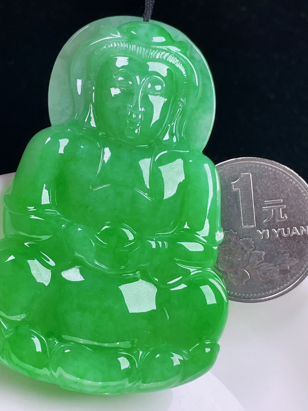 冰绿观音，老种起光，细底通透，尺寸：62.4/42.2/6.8mm0712