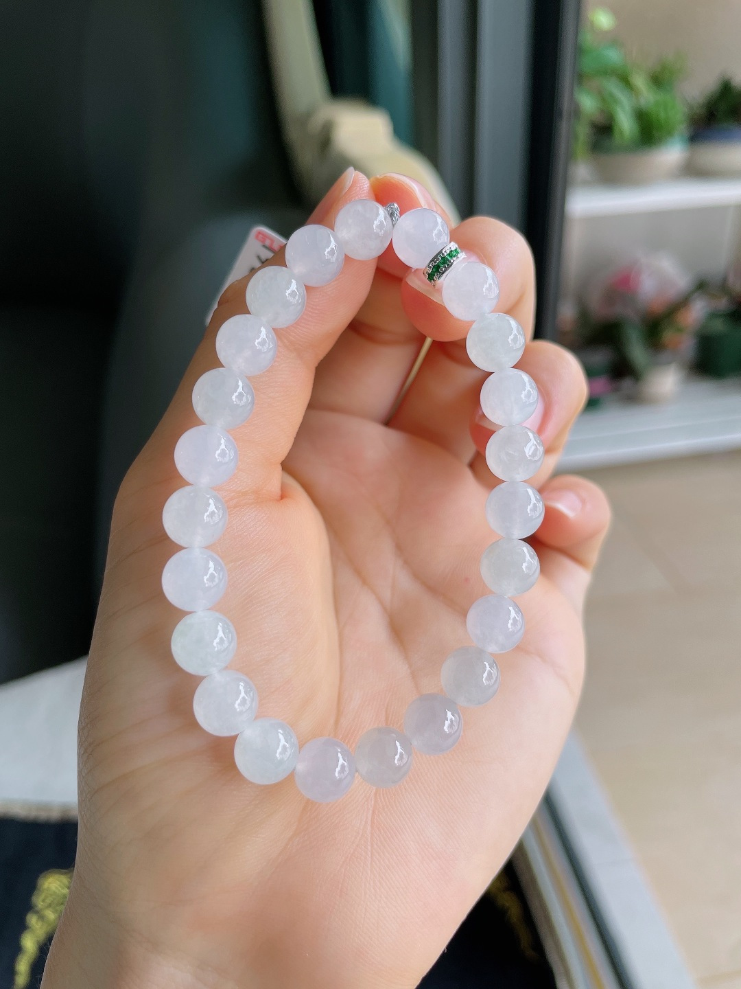 ️，缅甸天然翡翠A货，白冰手串，尺寸：7.8mm。【编4359】